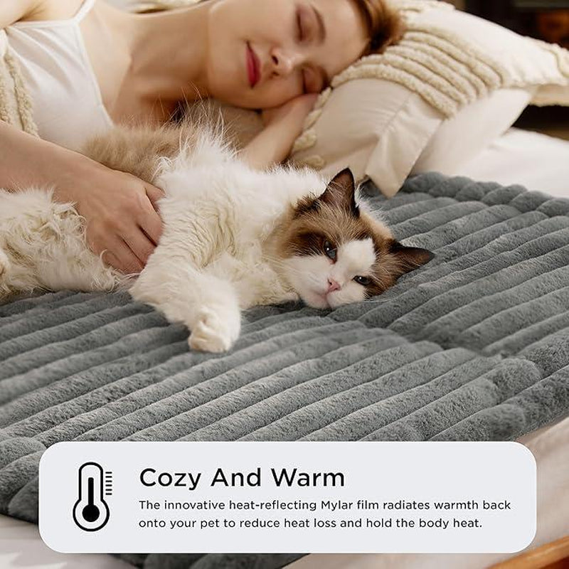 Bedsure Self-Warming Pet Bed - Small Thermal Crate Pad for Indoor & Outdoor Use, Non-Slip and Washable